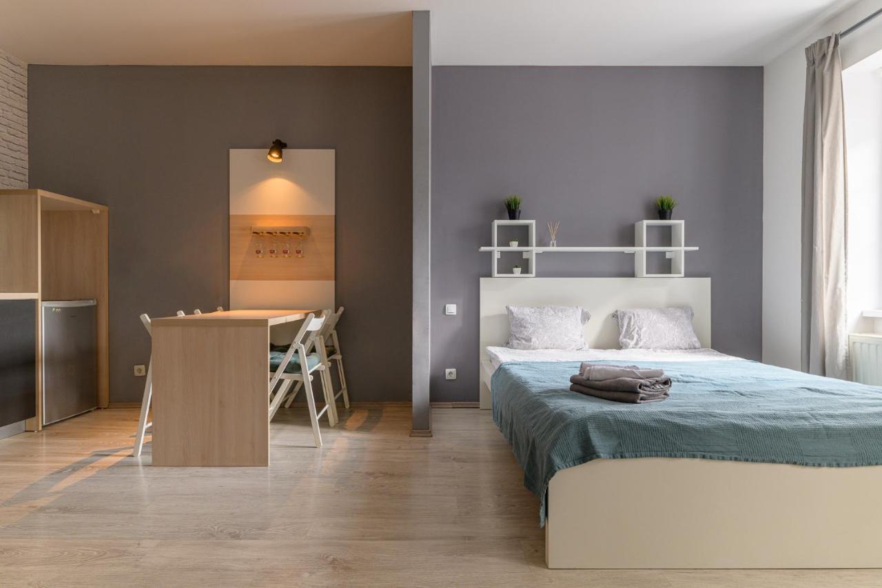 Euro Square Studios Загреб Экстерьер фото